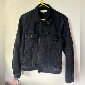 Madewell Men’s black denim jacket